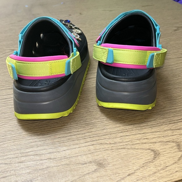 Crocs - Picture 6 of 7